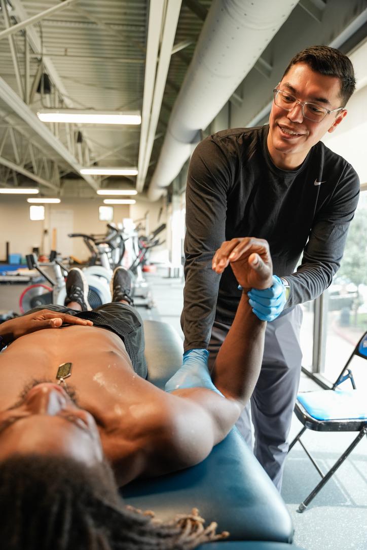 Dynamic Sports Therapy Image