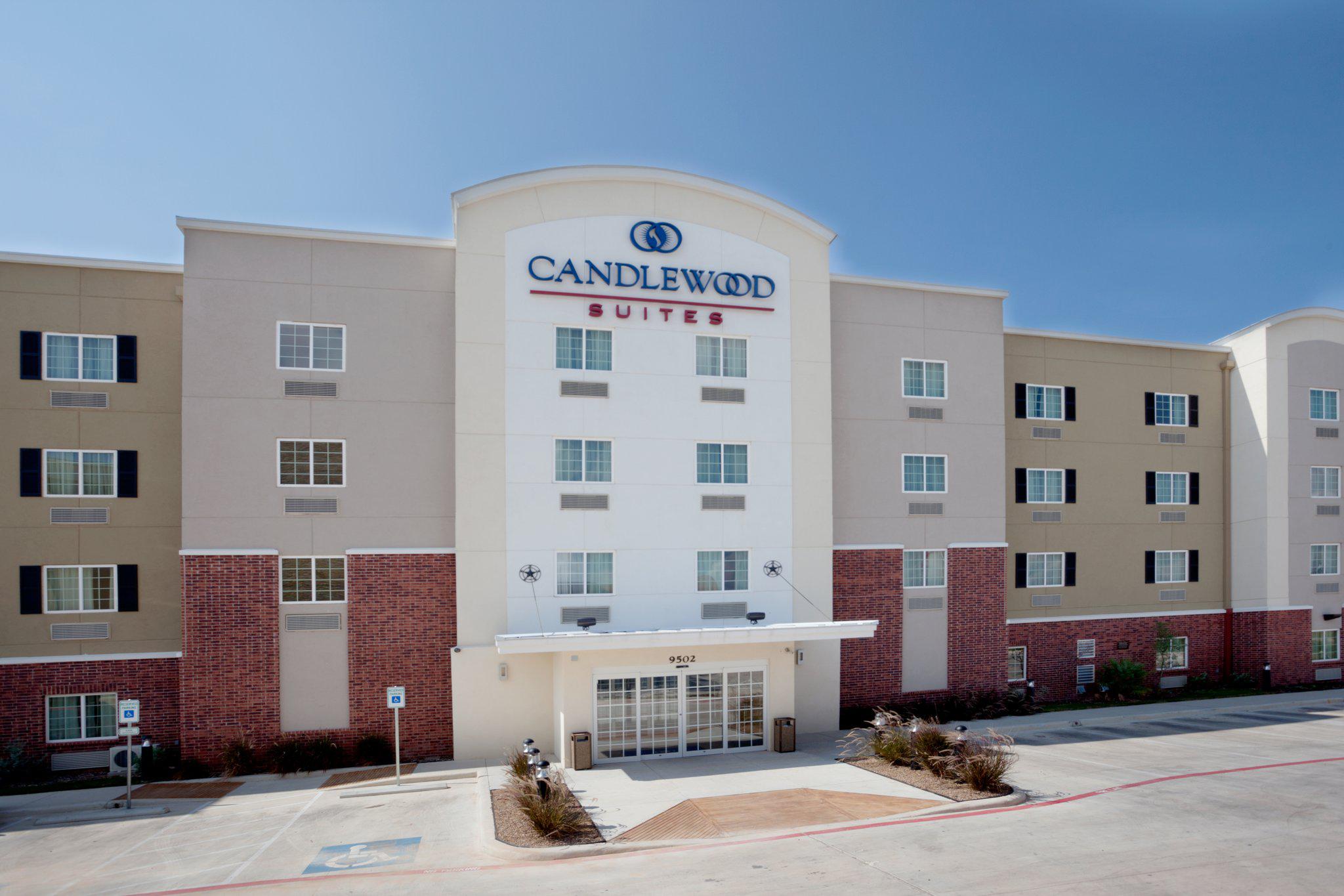 Candlewood Suites San Antonio NW Near Seaworld Photo