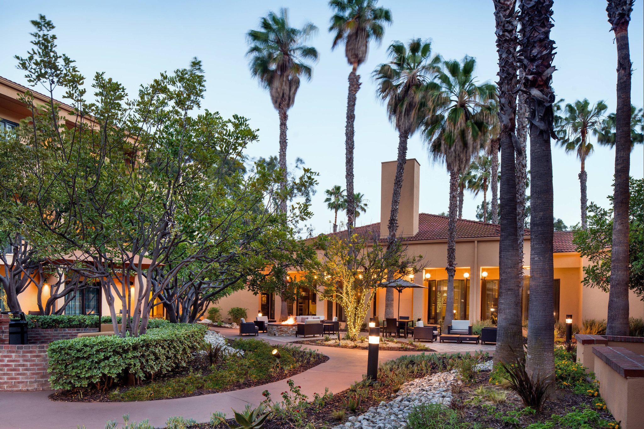 Courtyard by Marriott Los Angeles Torrance/Palos Verdes Photo