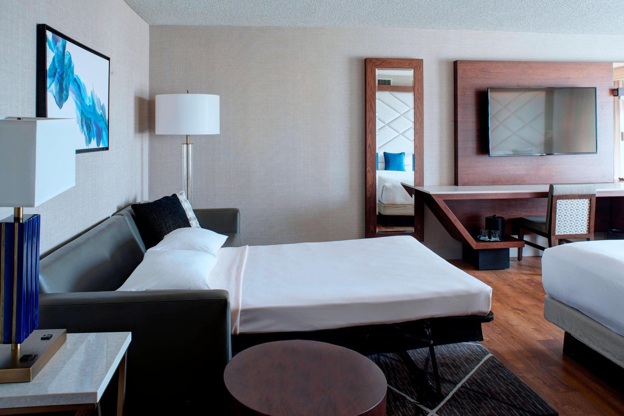 Kansas City Airport Marriott Photo