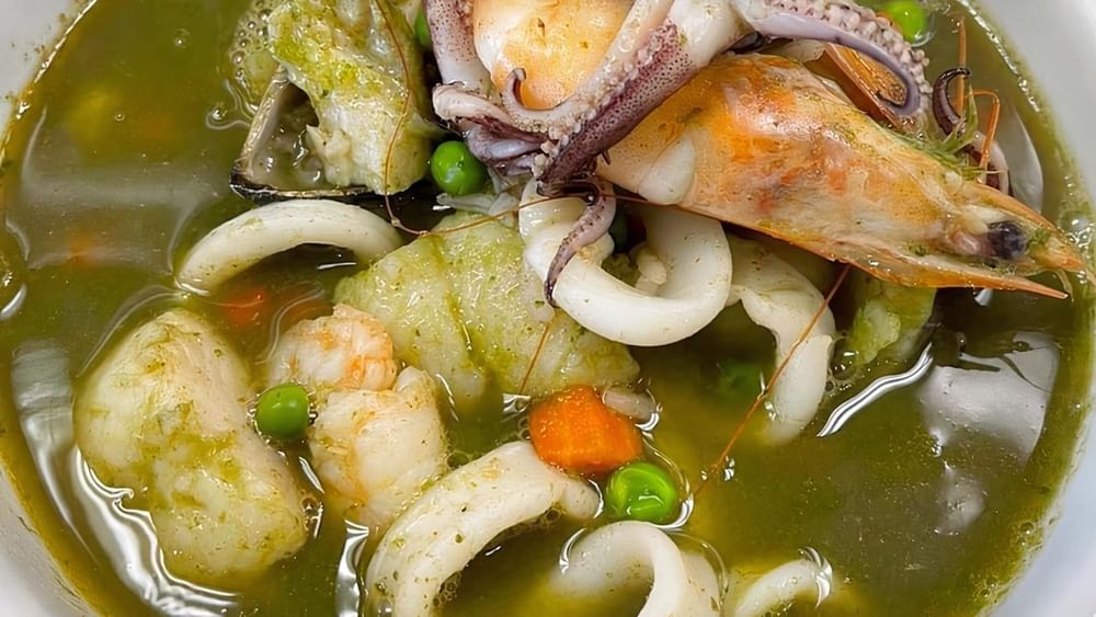 Aguadito De Pescado Y Mariscos