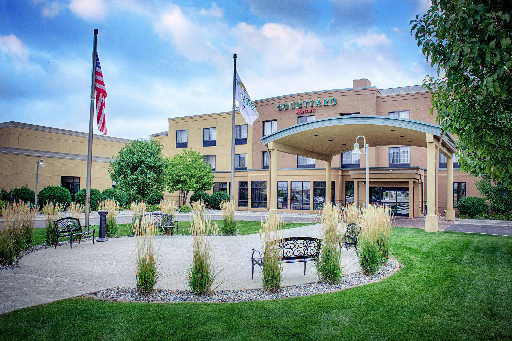 Courtyard by Marriott Fargo Moorhead, MN Photo