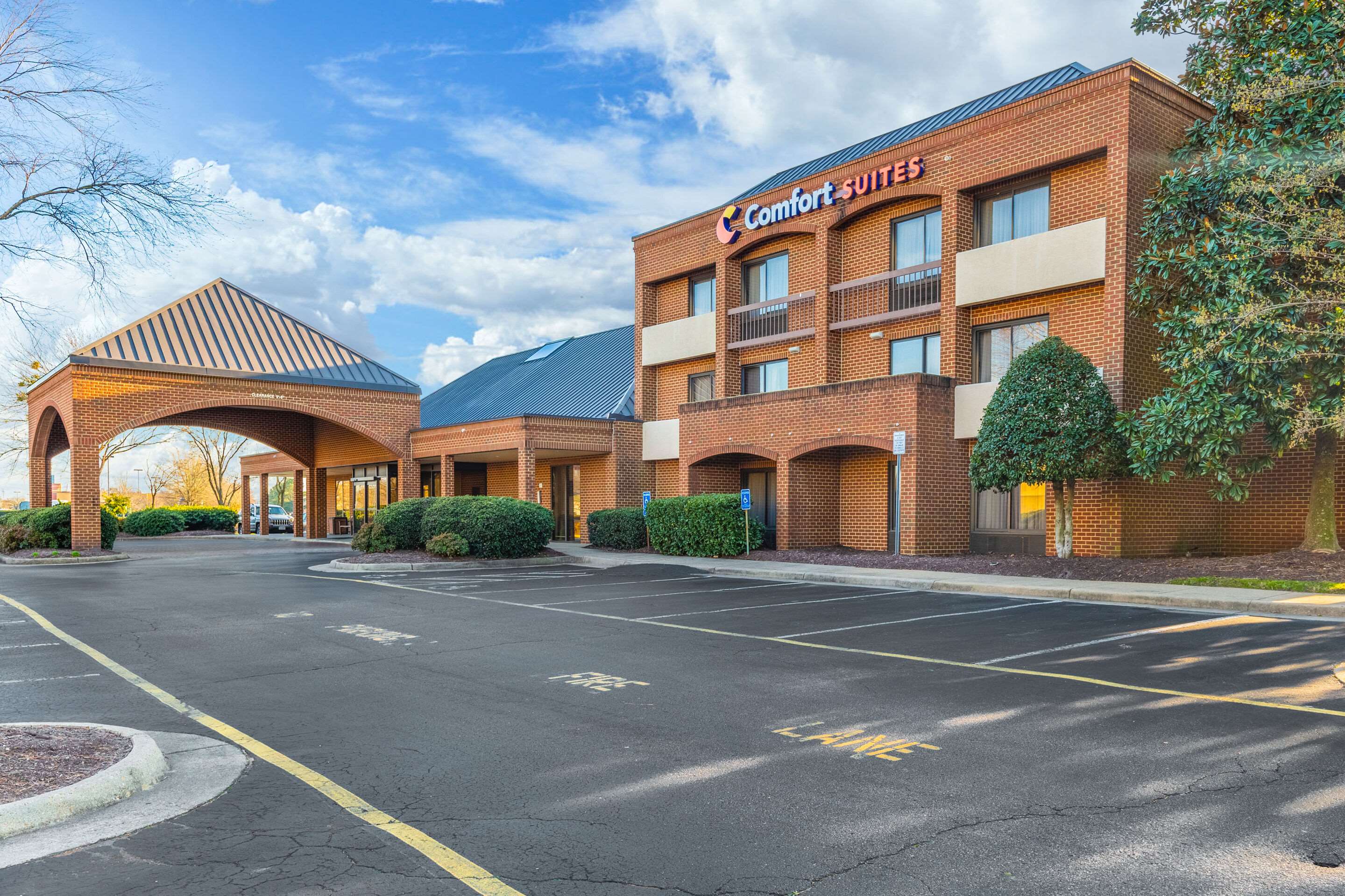 Comfort Suites Chesapeake - Norfolk Photo