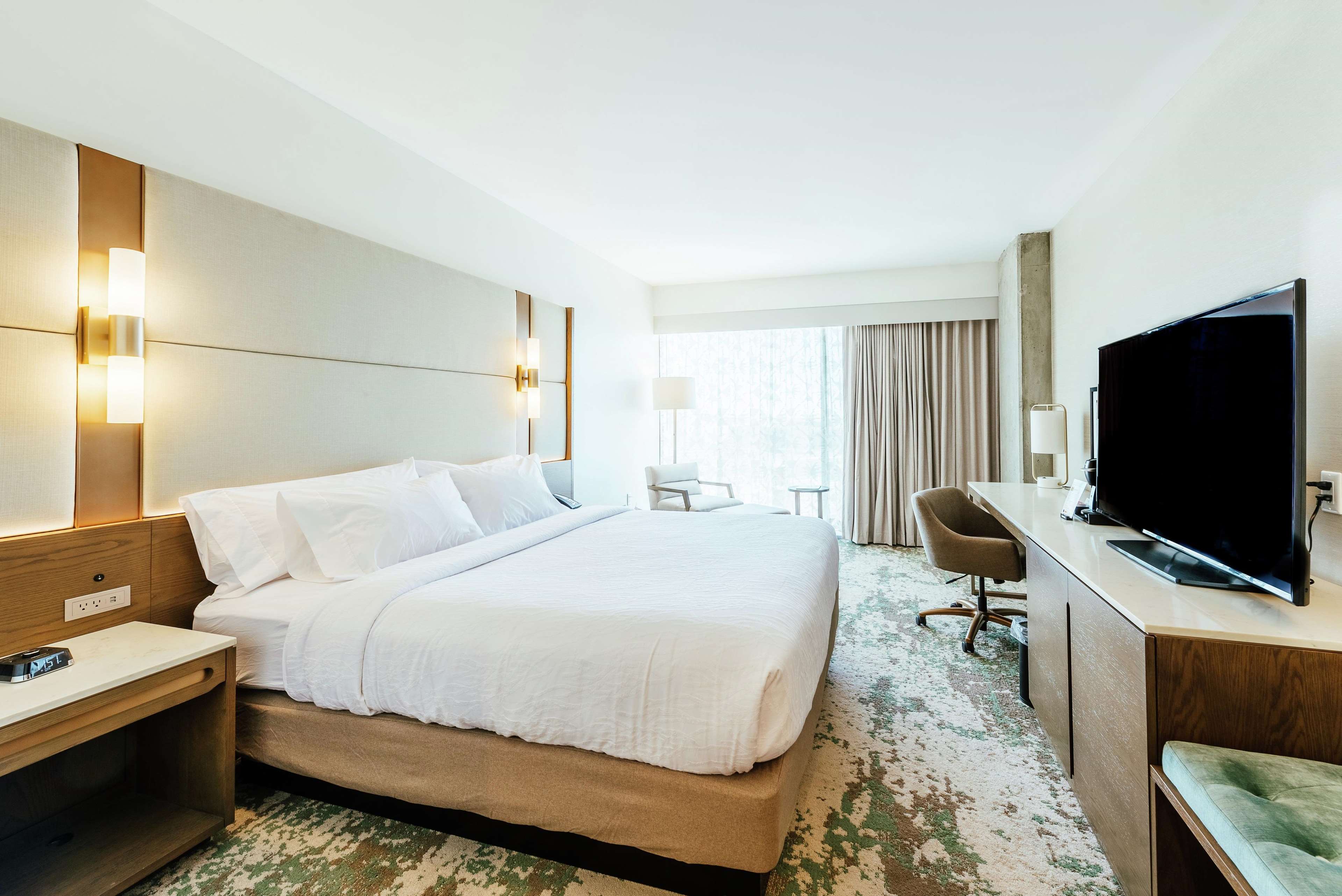 Hilton Garden Inn Denver Union Station Photo