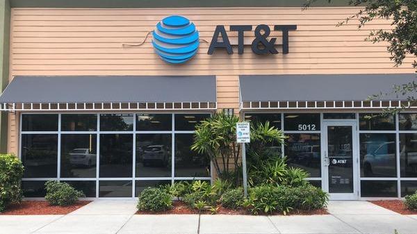 AT&T Store Photo