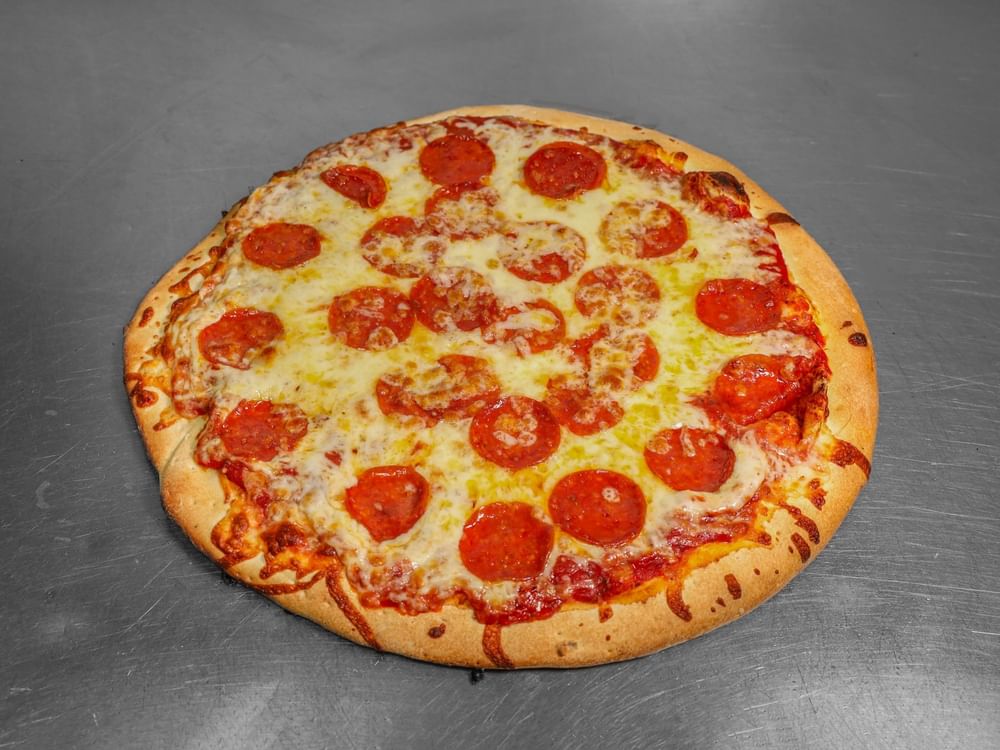 Medium Pepperoni Pizza