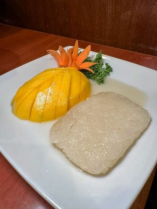 Mango with Sticky Rice