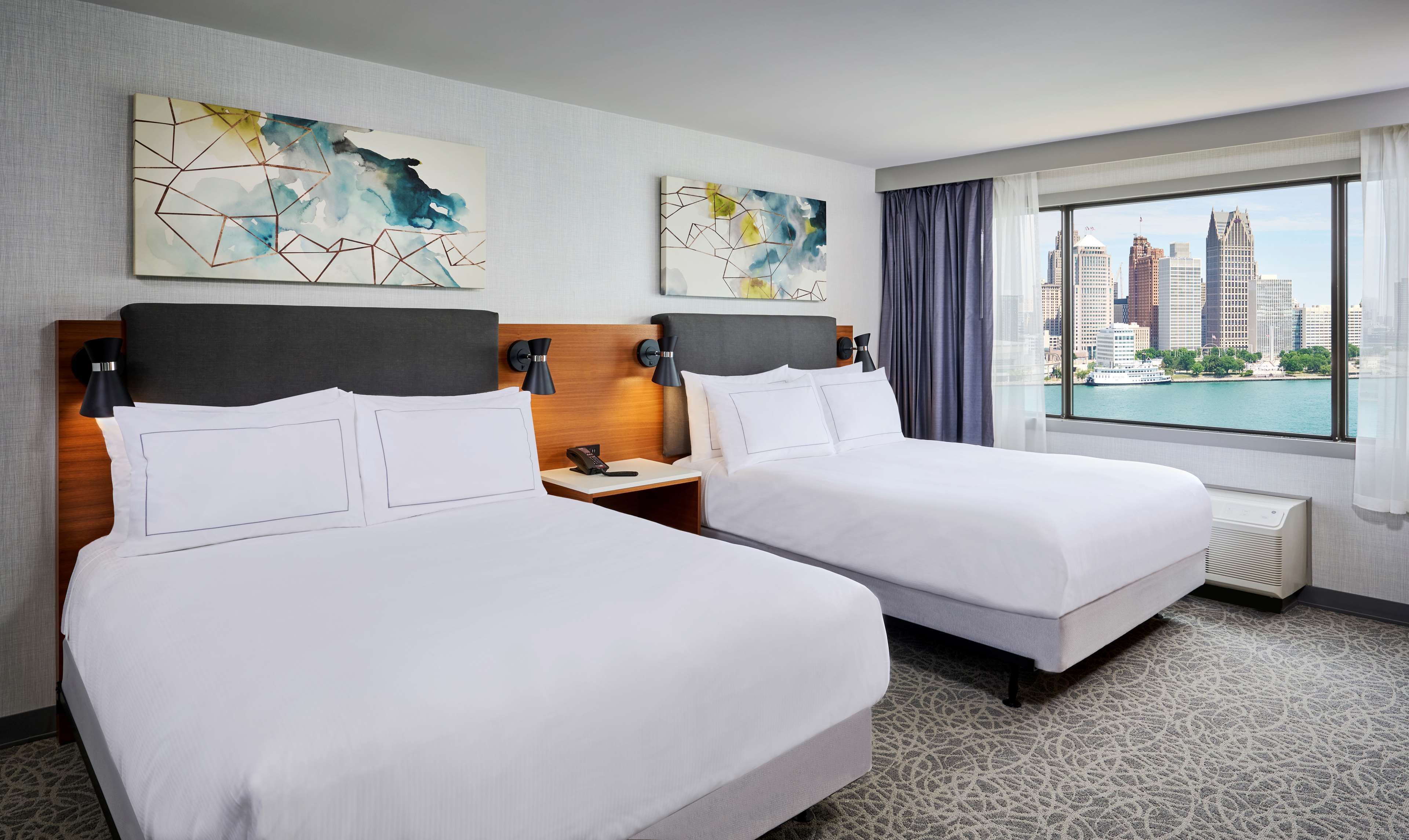 Foto de DoubleTree by Hilton Windsor Hotel & Suites Windsor
