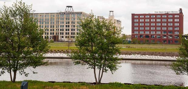 Images Brix Apartment Lofts