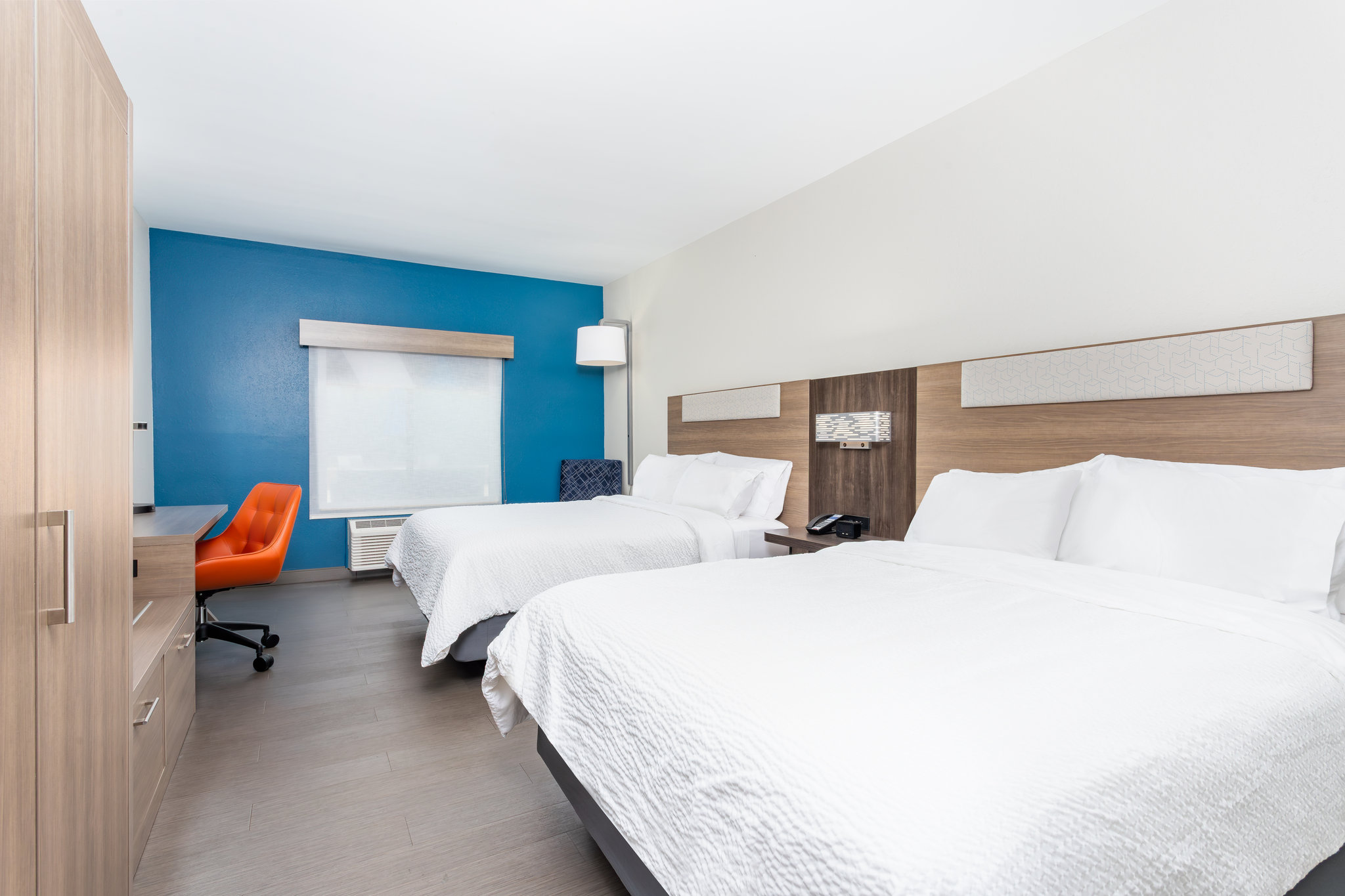 Holiday Inn Express & Suites Lancaster by IHG Image