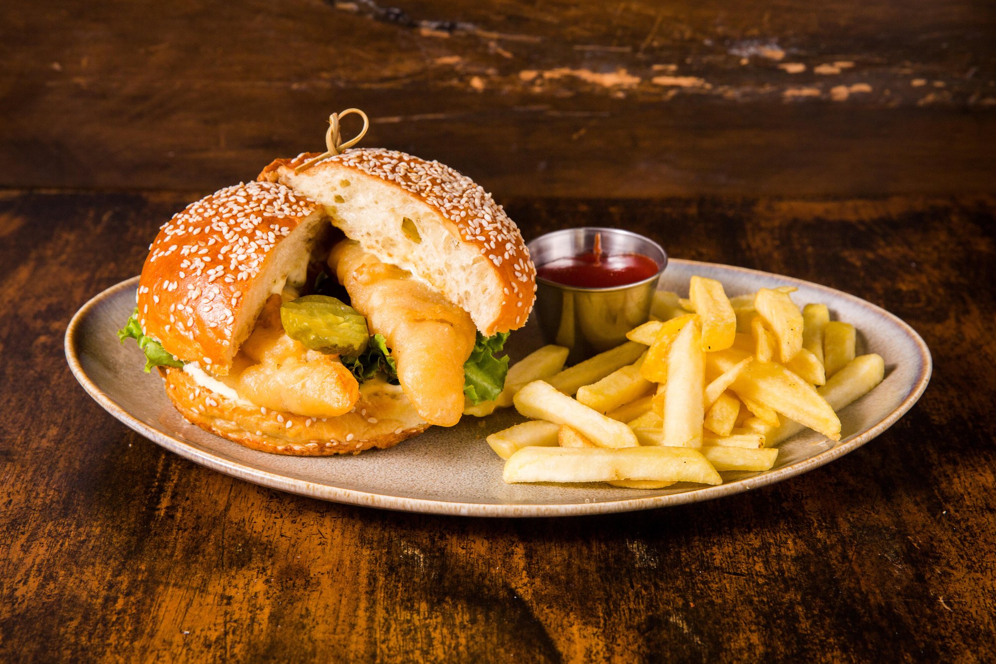 Fohi Crispy Cod Burger