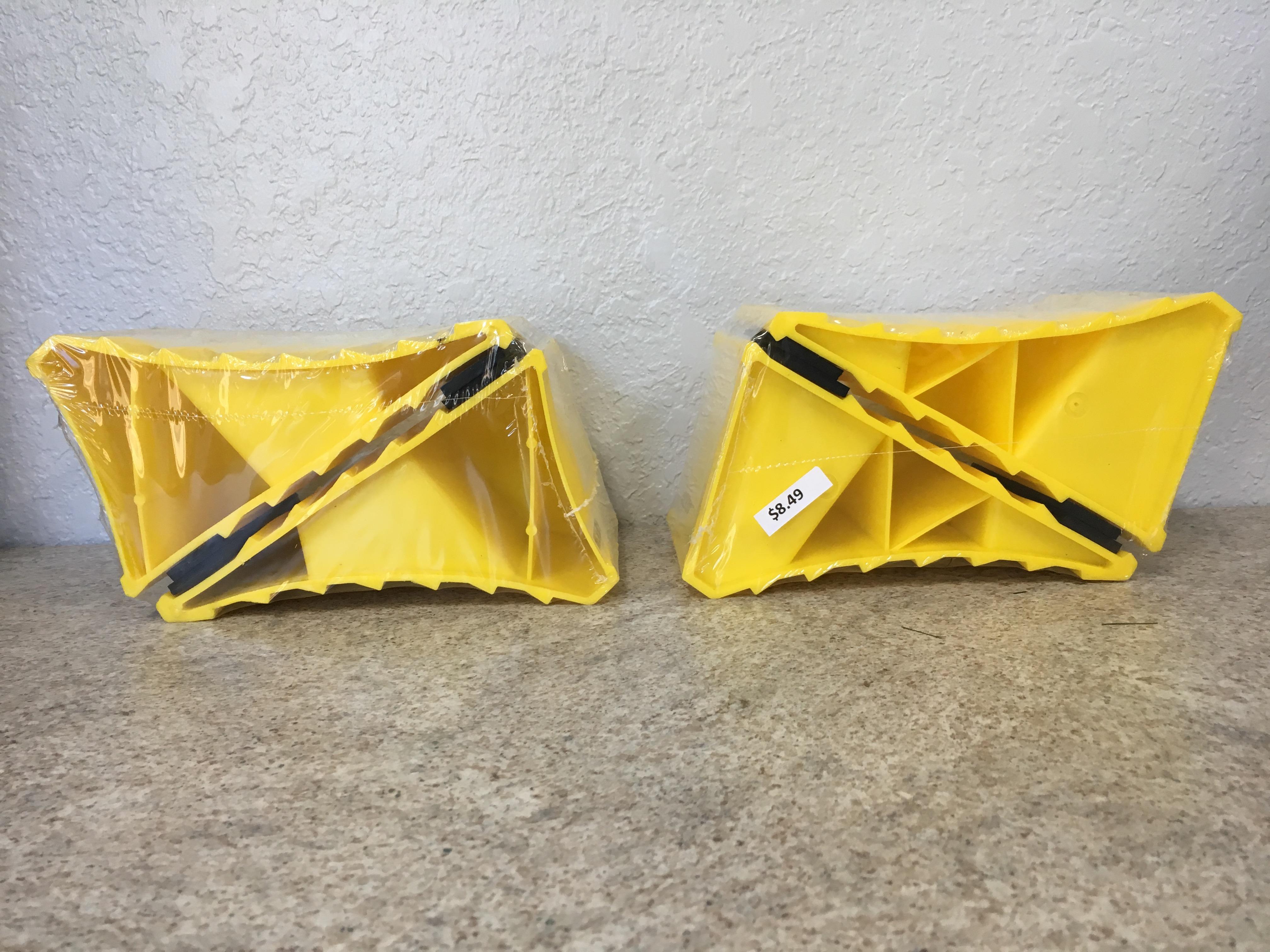 Wheel Chocks (Pair)