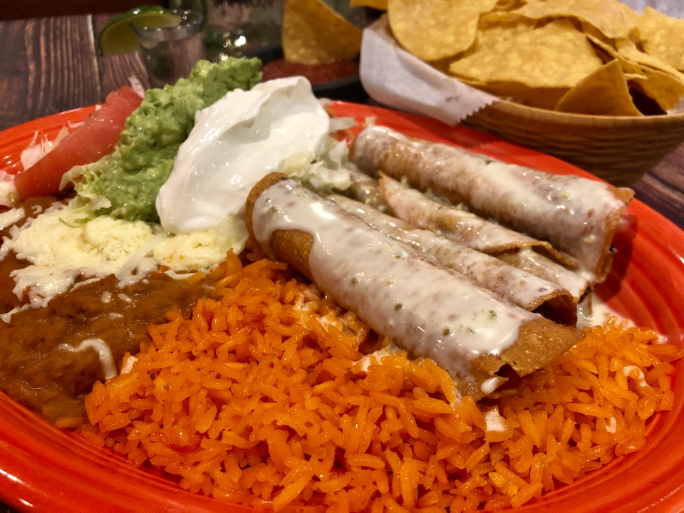 Taquitos Aztecas