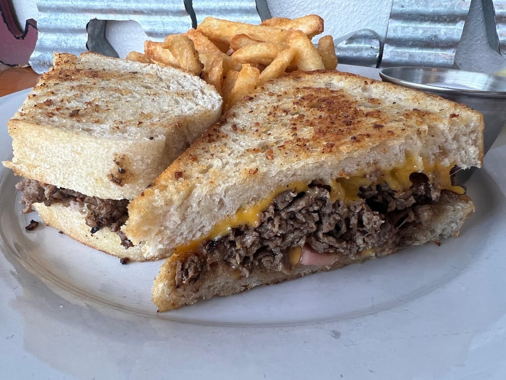 GRILLED STEAK & CHEESE