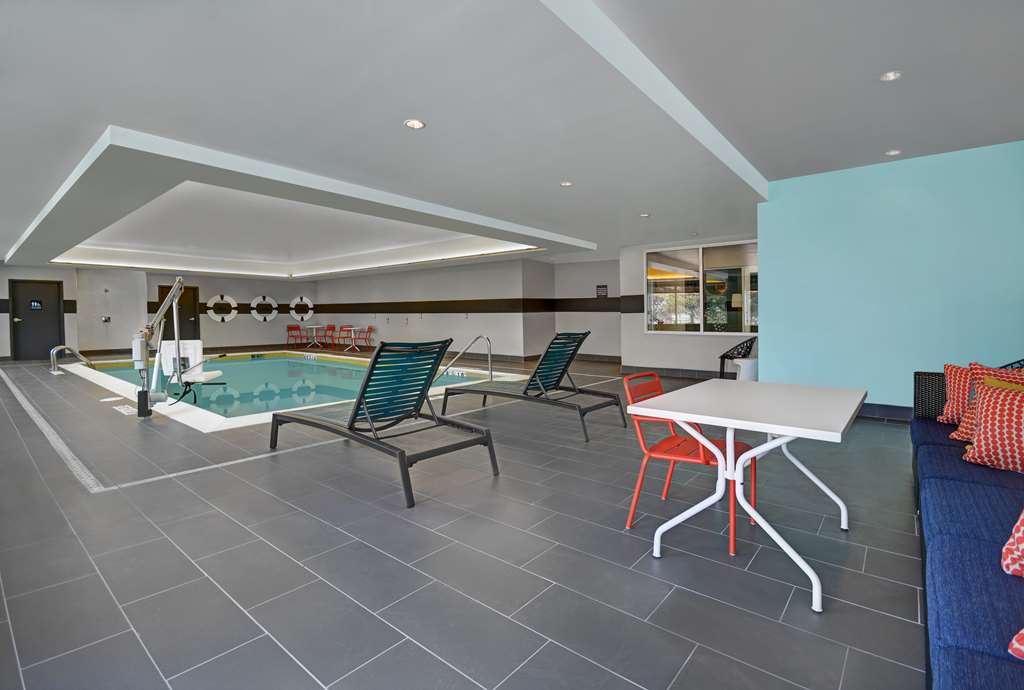 Tru by Hilton Troy Detroit Image