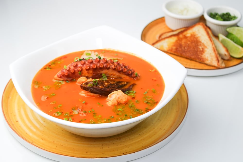 Caldo de Mariscos