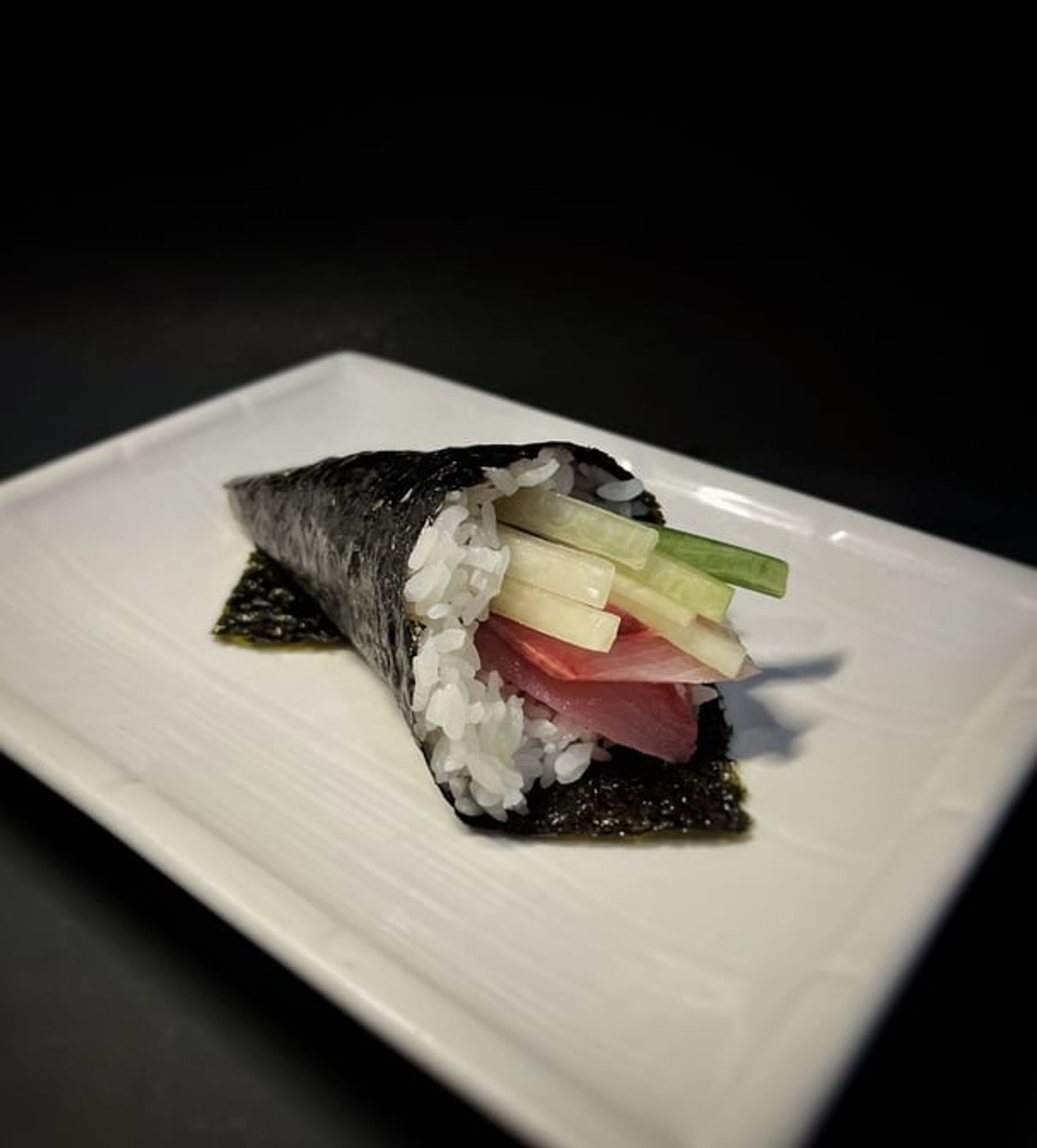 Hamachi Hand Roll