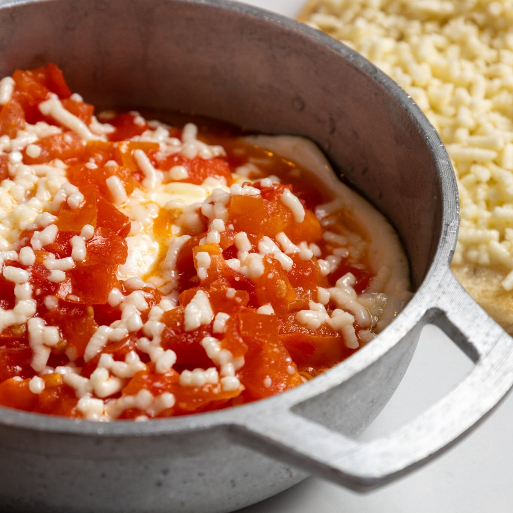 Fried or Scrambled Eggs (Huevos Fritos o Revueltos)
