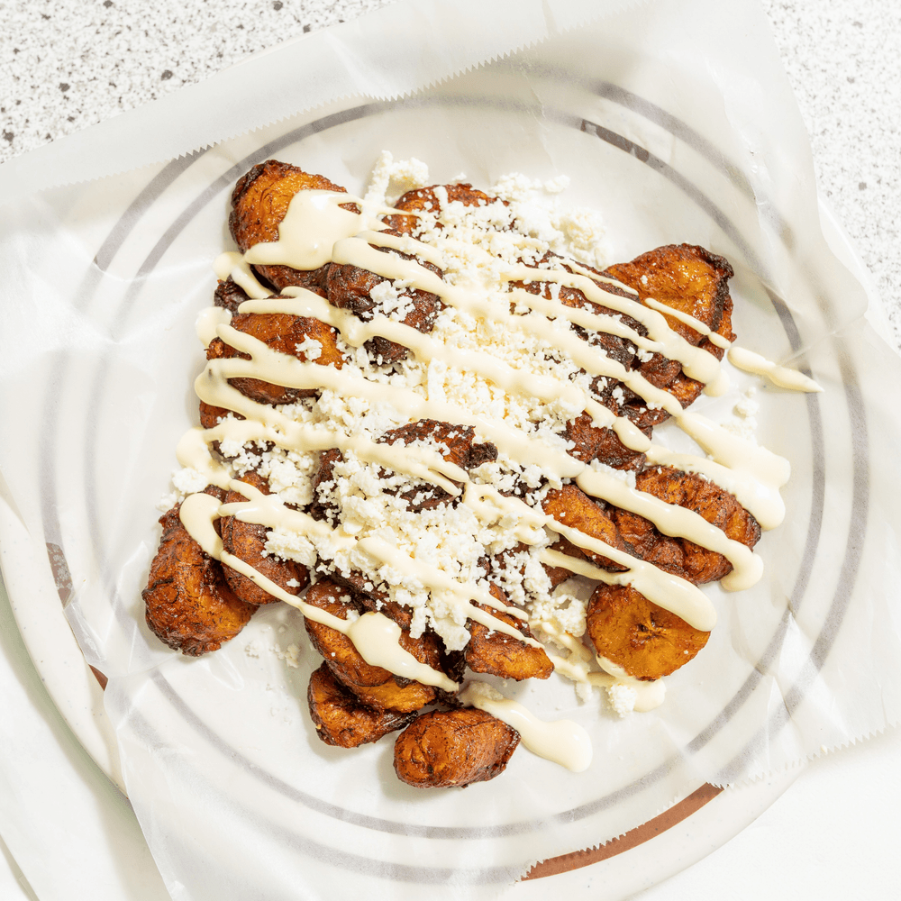 Platanos Fritos Queso Y Crema (Sour Cream and cheese)