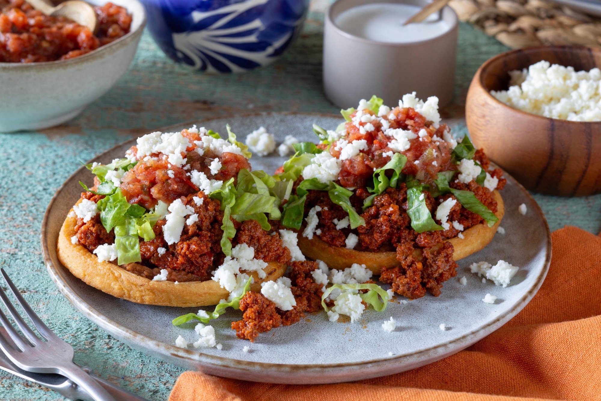 3 Sopes Chicharron