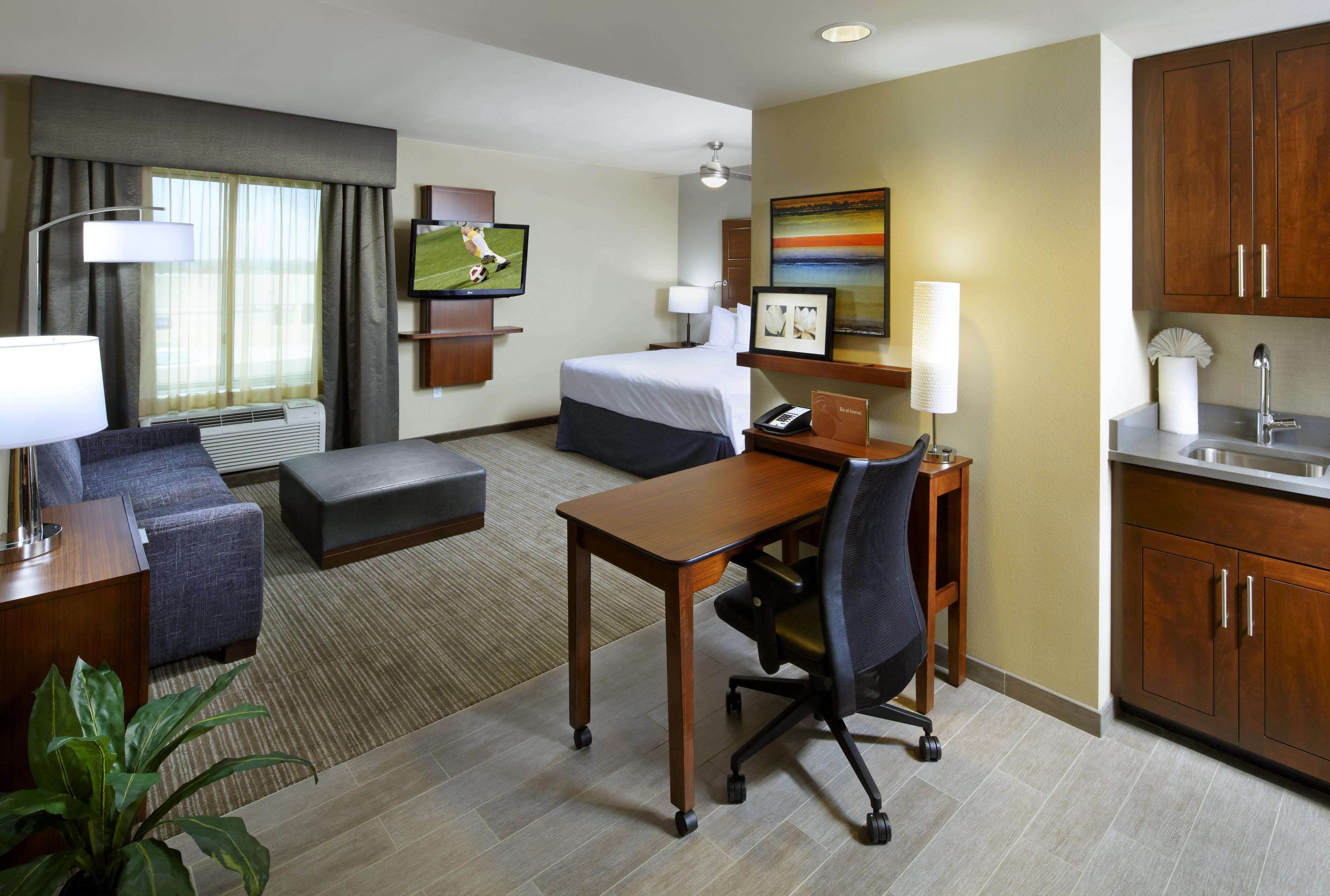 Homewood Suites by Hilton Springfield, VA Photo