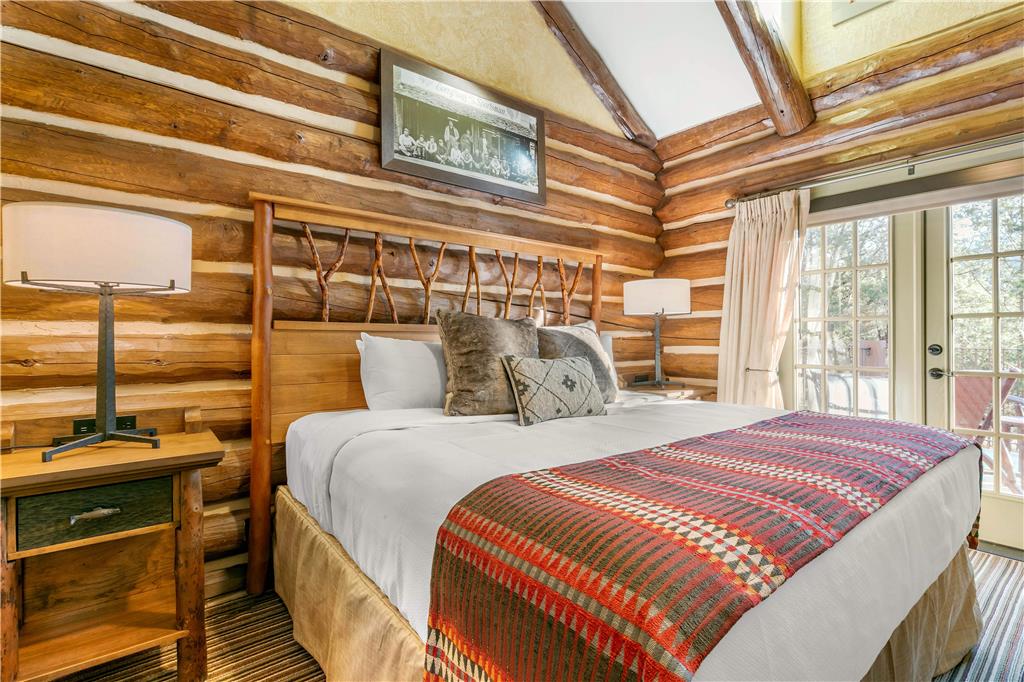 Hilton Grand Vacations Club Wilderness Club at Big Cedar Image