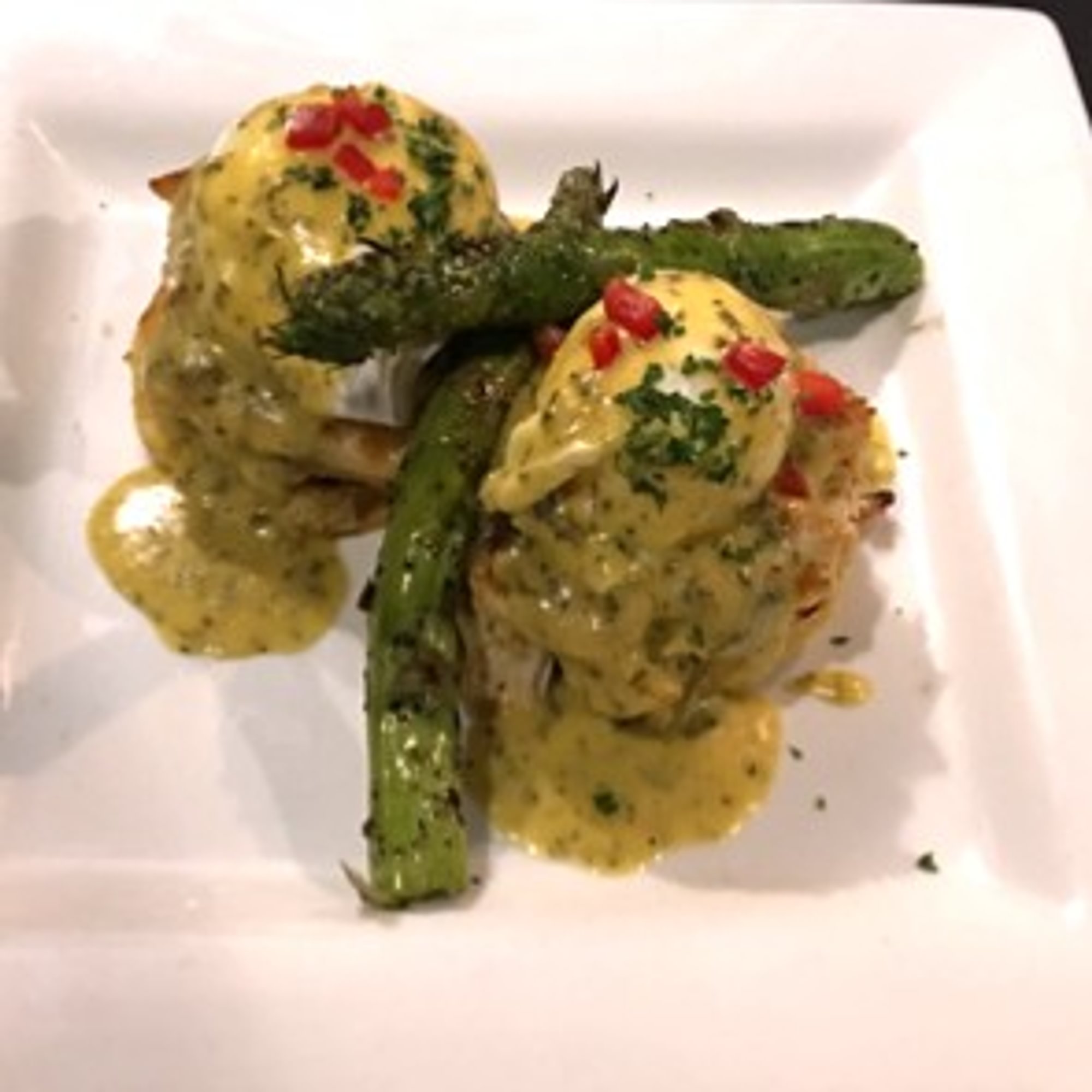 Kenny's Benedict-ish