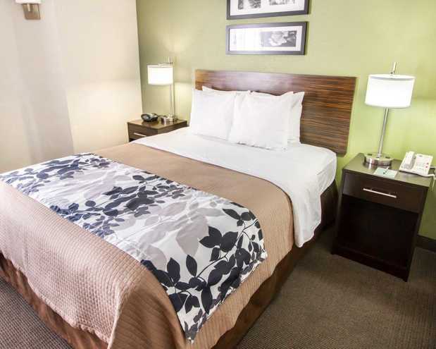 Images Sleep Inn at North Scottsdale Road