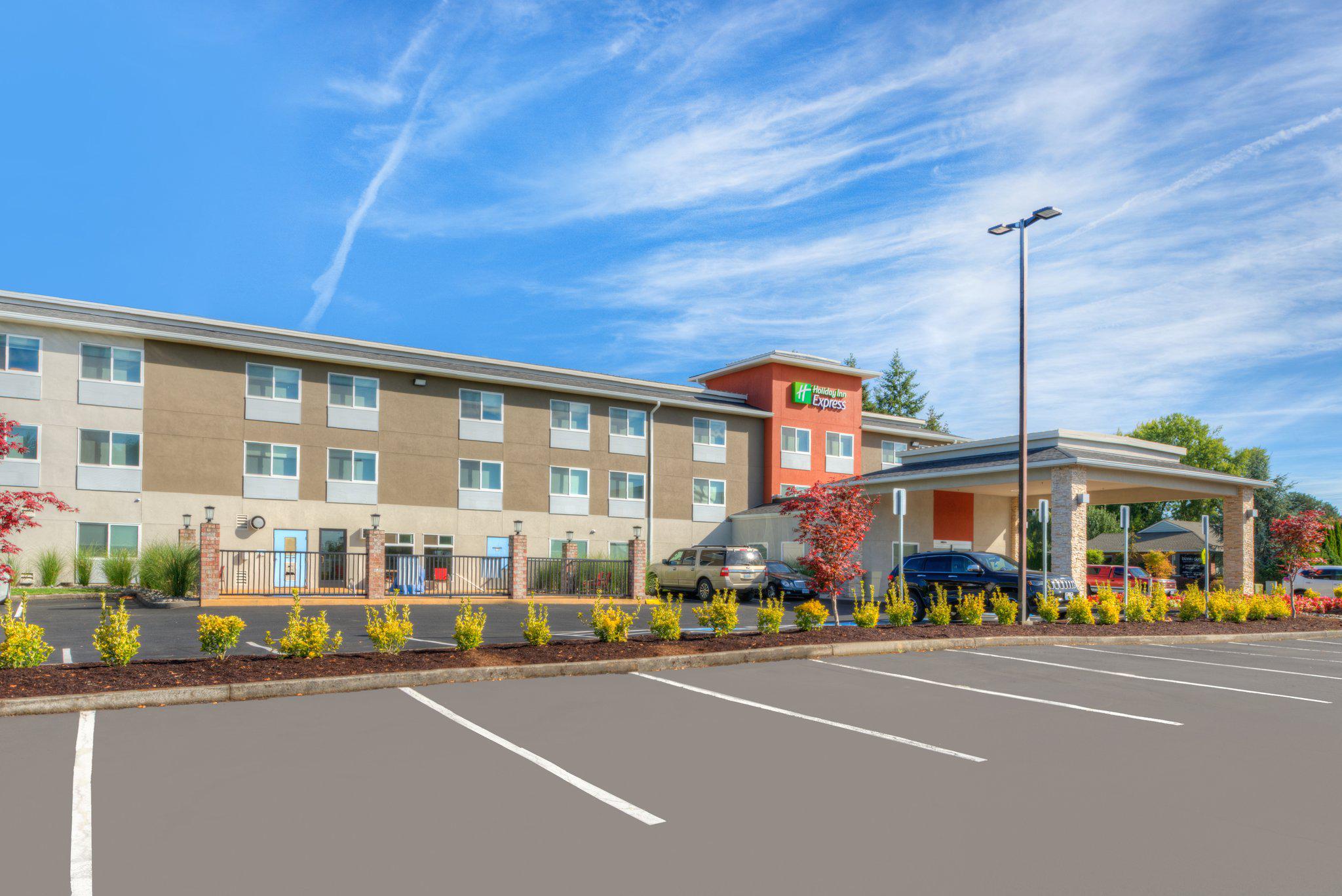 Holiday Inn Express Newberg - Wine Country Photo