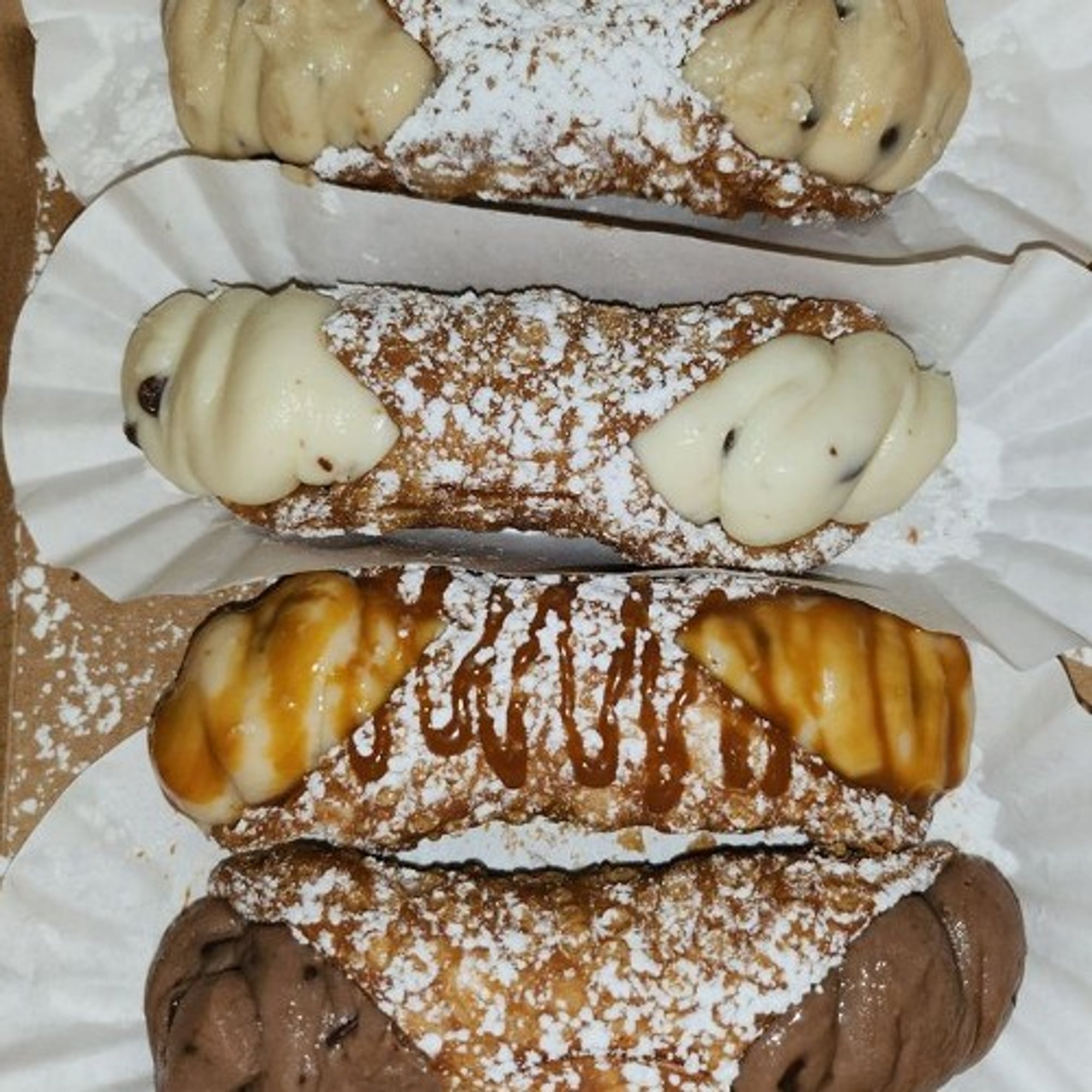 Specialty Cannoli