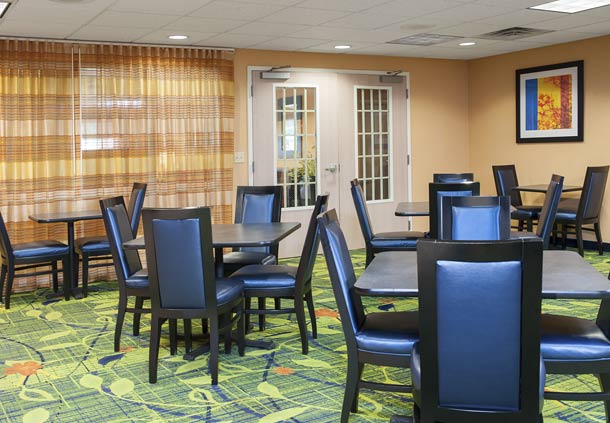 Images Fairfield Inn by Marriott East Lansing