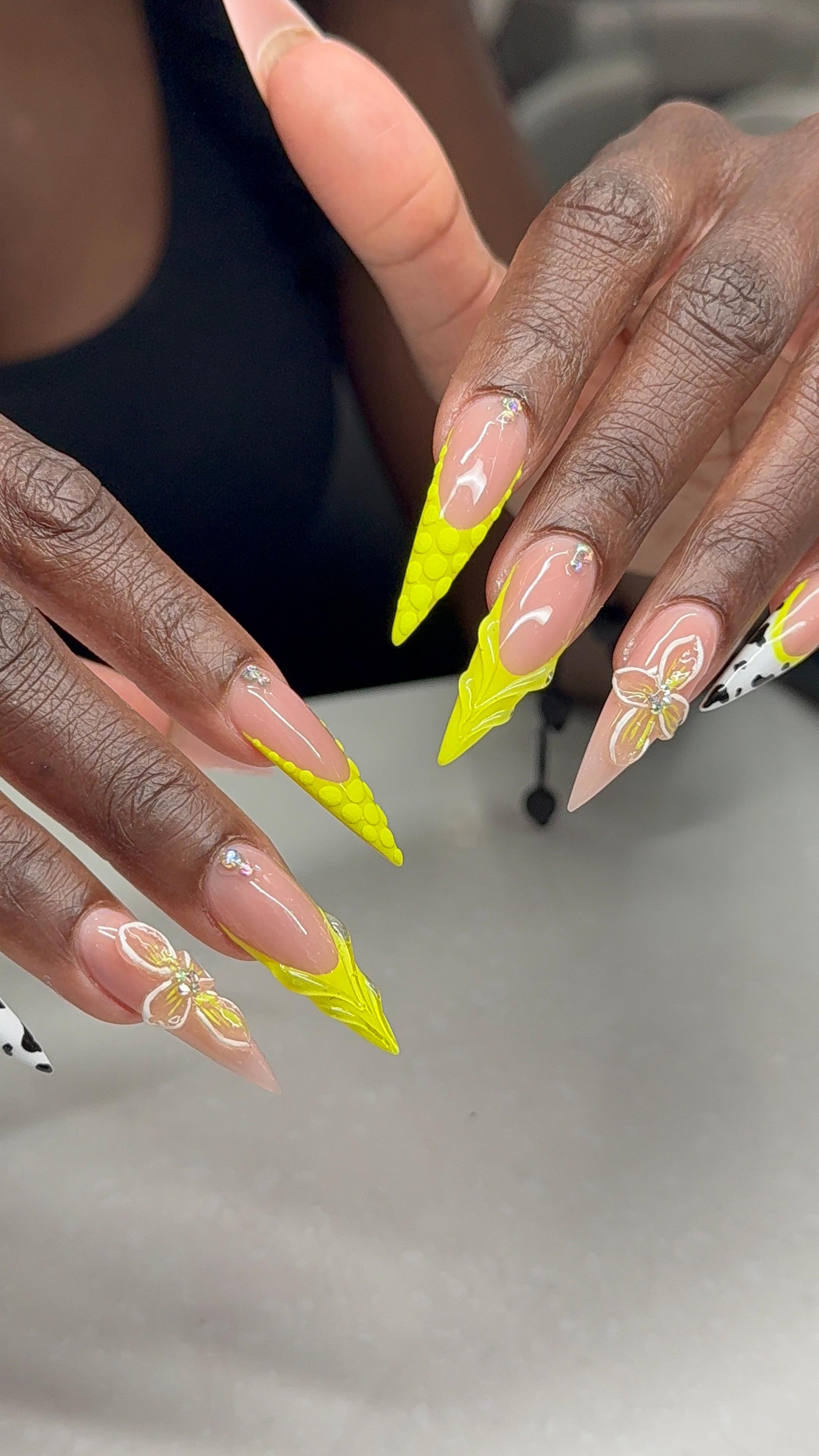 Lavender Nails Image