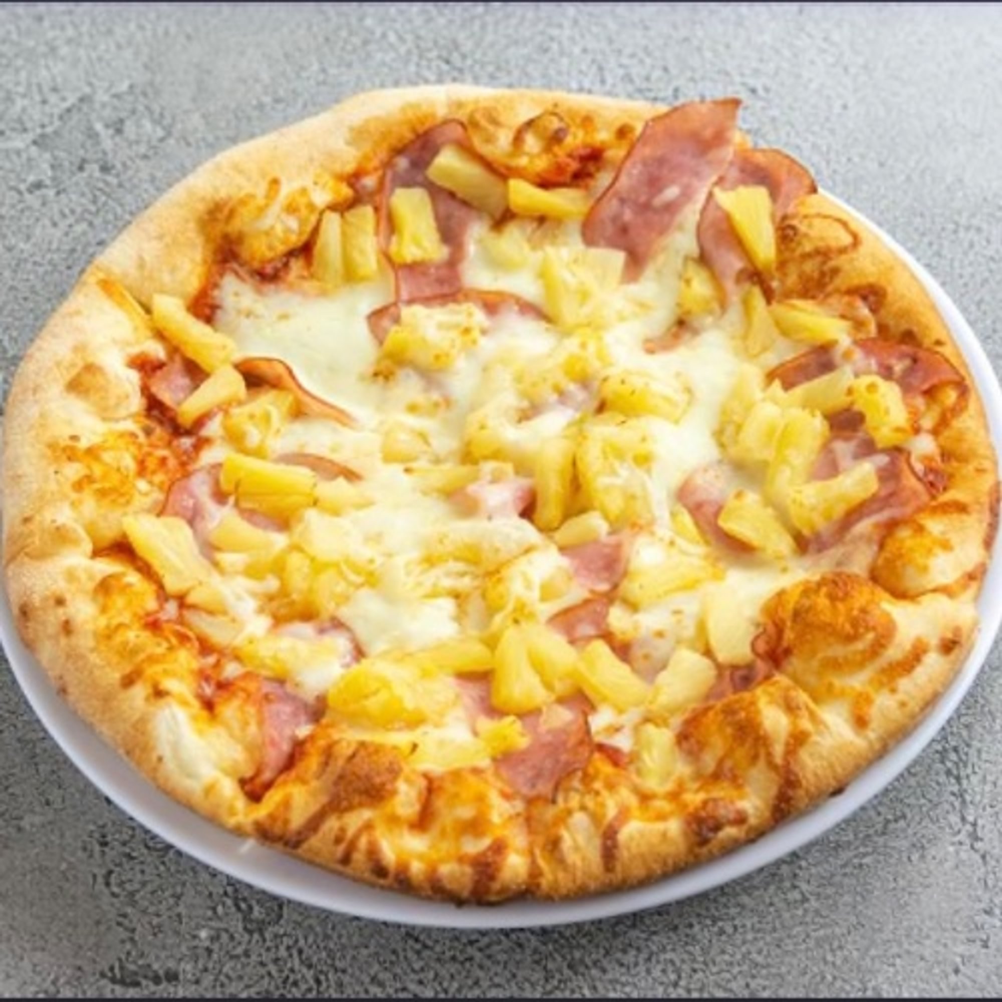 Hawaiian Pizza