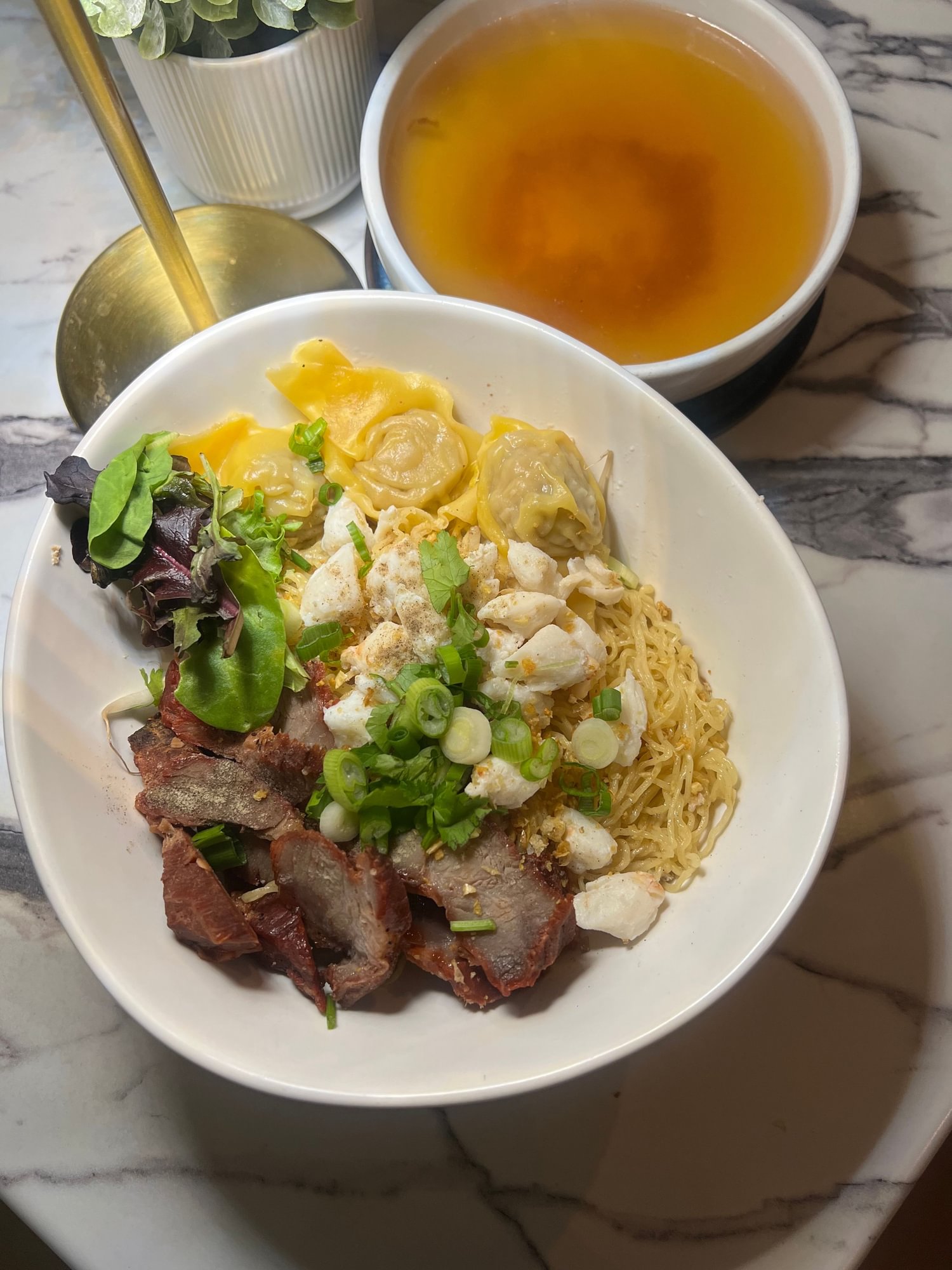 Bamee Crabmeat Moo Dang Noodle (No Broth) บะหมี่แห้งปูหมูแดง