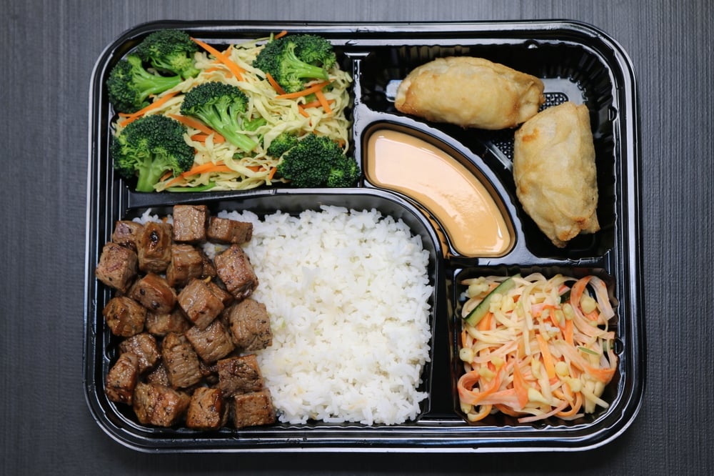 B4.Steak Bento
