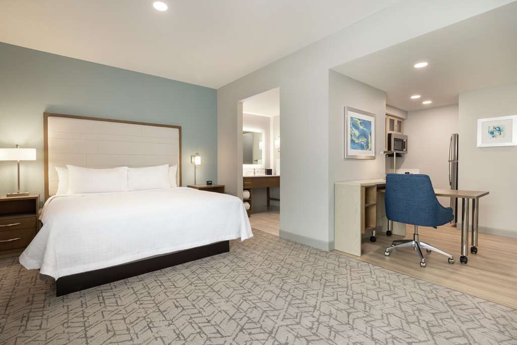 Homewood Suites by Hilton McDonough Image