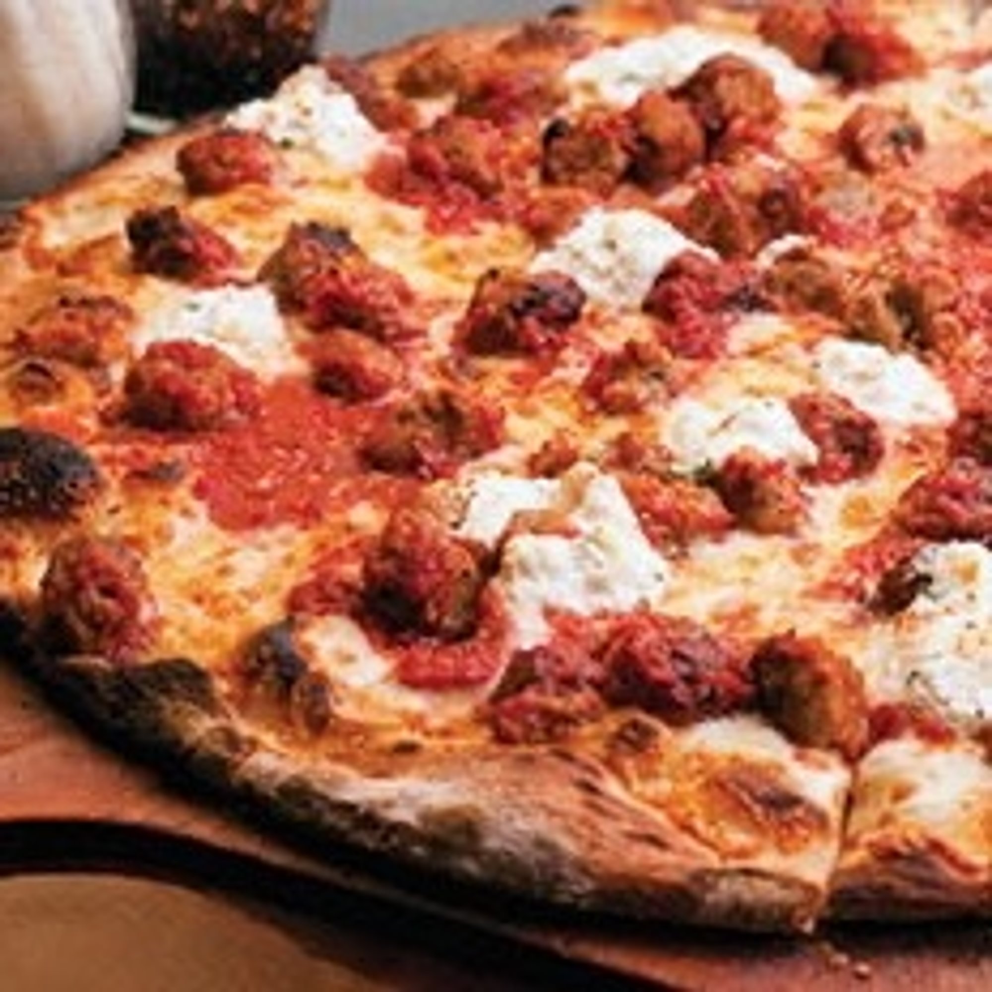 Artisan Meatball & Ricotta Pizza