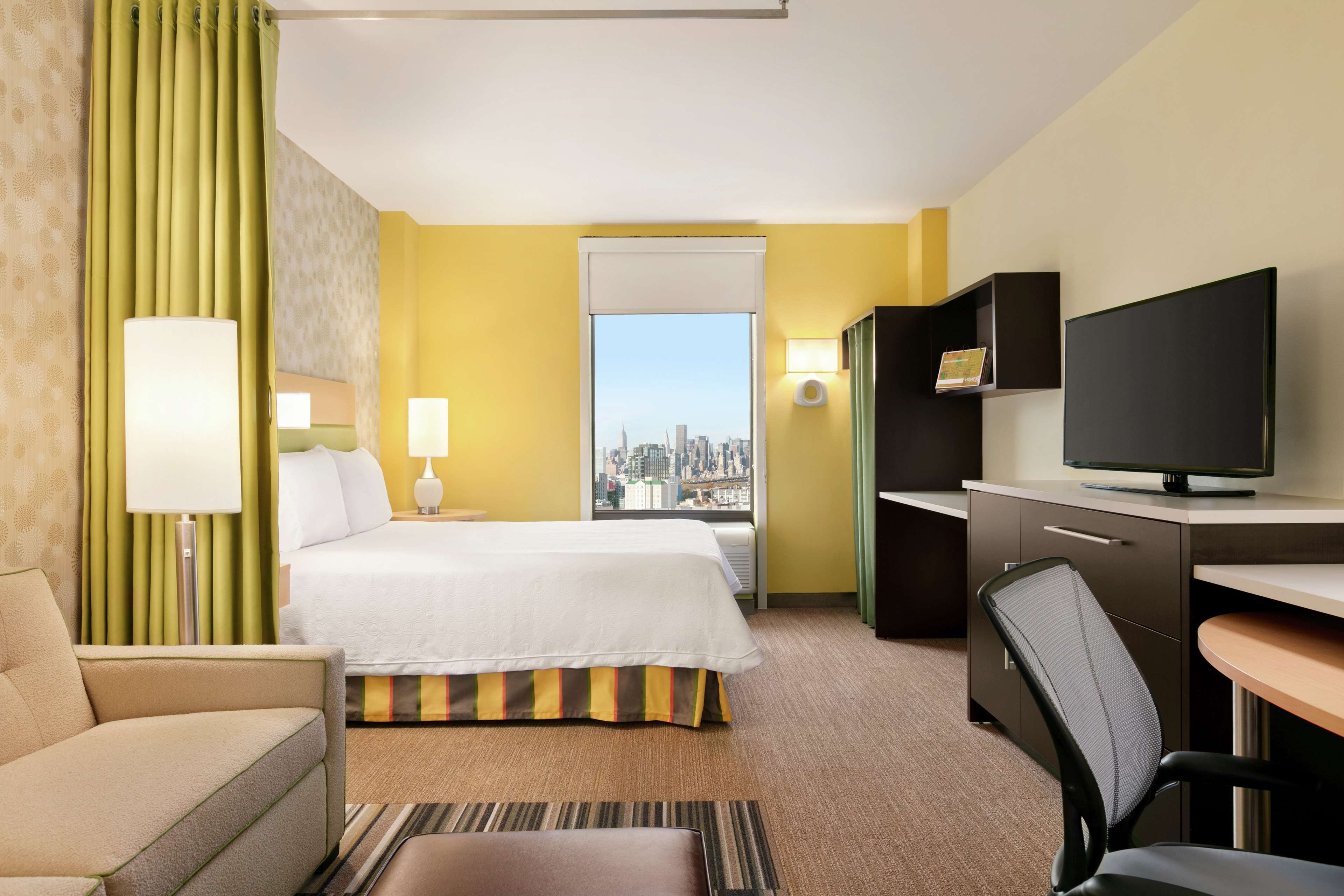 Home2 Suites by Hilton New York Long Island City/ Manhattan View, NY Photo