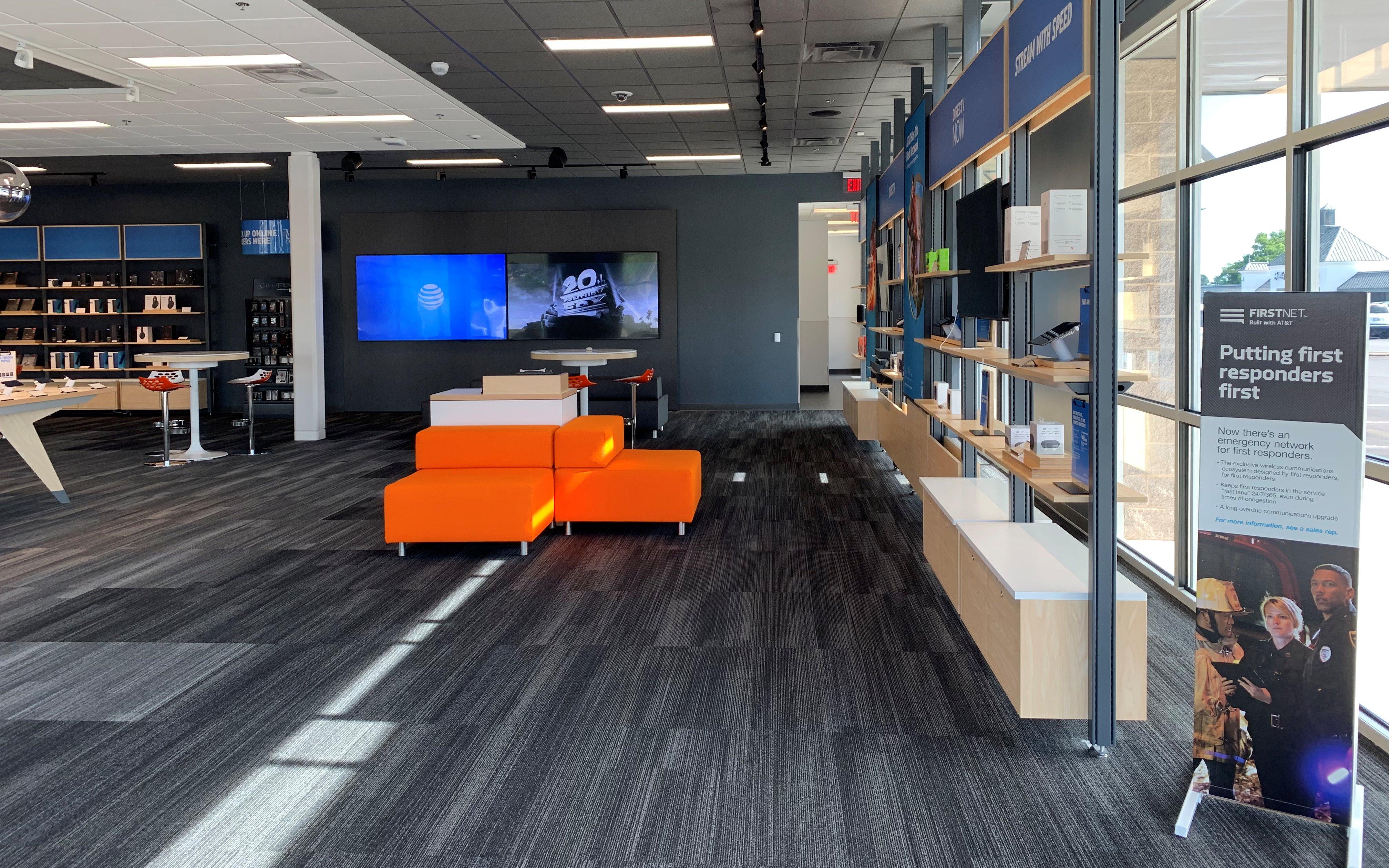 AT&T Store Photo