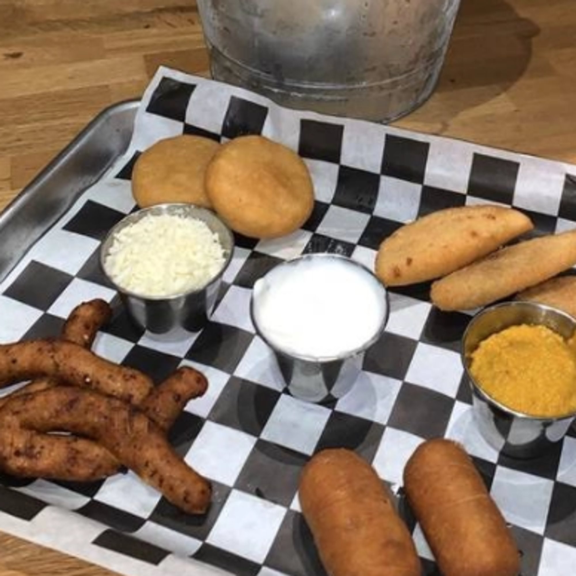 Sampler Plate