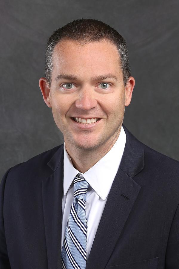Edward Jones - Financial Advisor: Mike Bohnert, AAMS® Photo