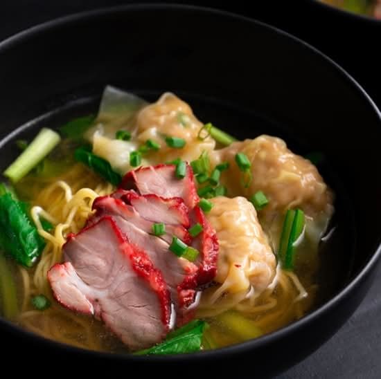 41 Wonton with Slices of Pork Egg Noodles