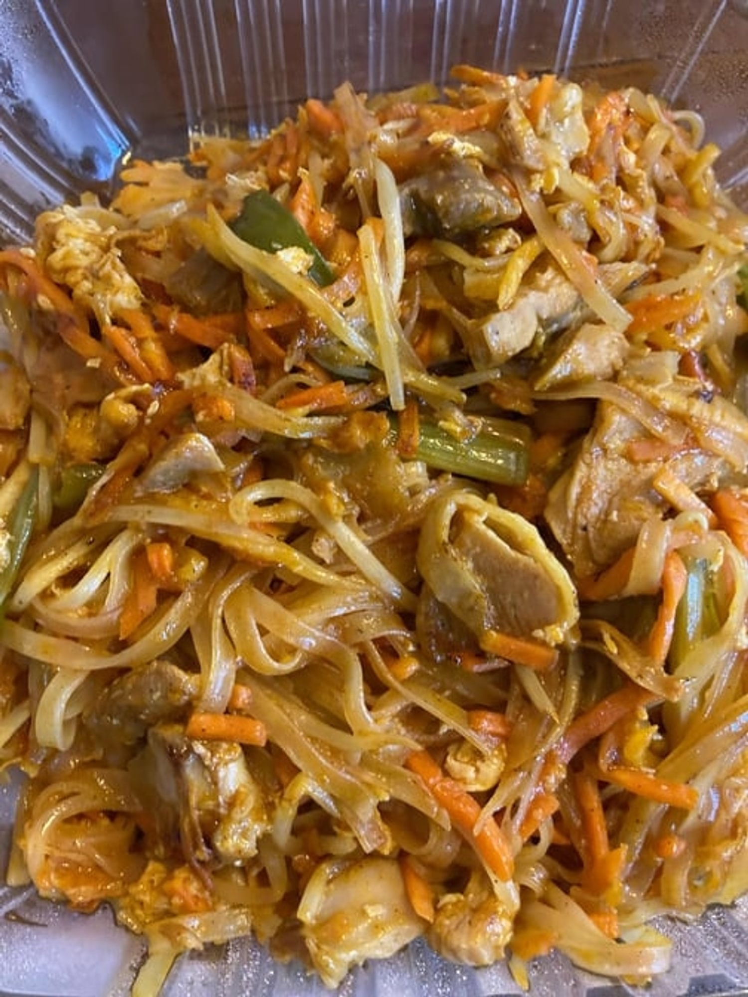 M15. Chicken Pad Thai