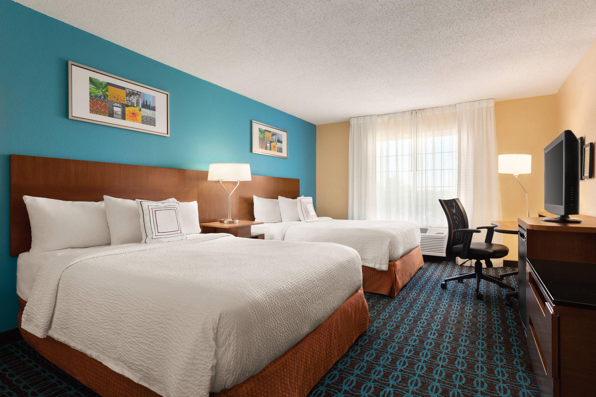 Fairfield Inn & Suites by Marriott Houston The Woodlands Photo