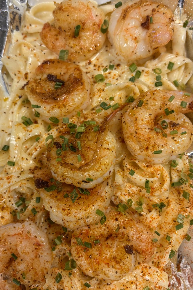 Fettuccine Alfredo with Shrimp (6)