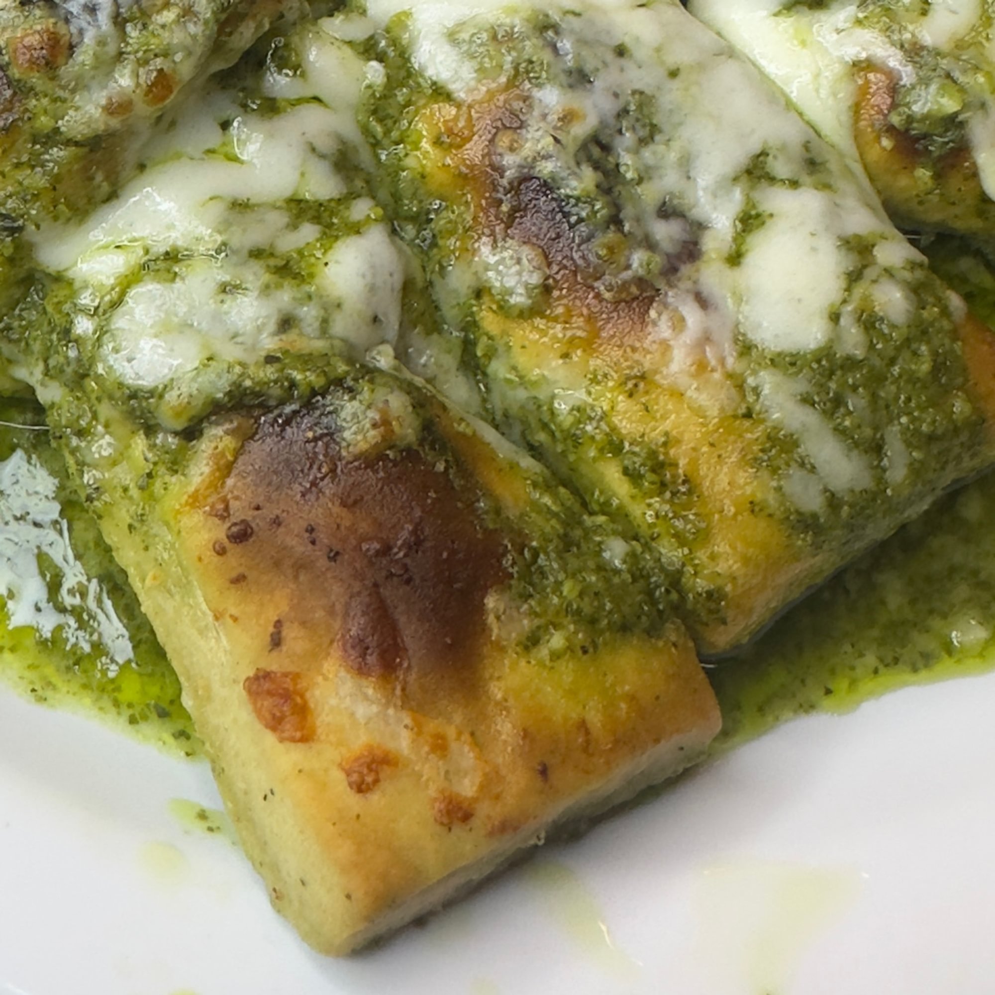 Pesto Garlic Knots