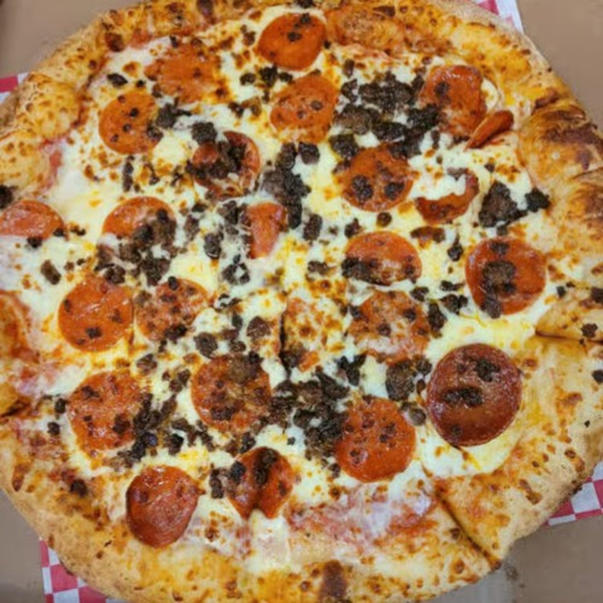 One Large Pizza with Two Toppings & Eight Wings