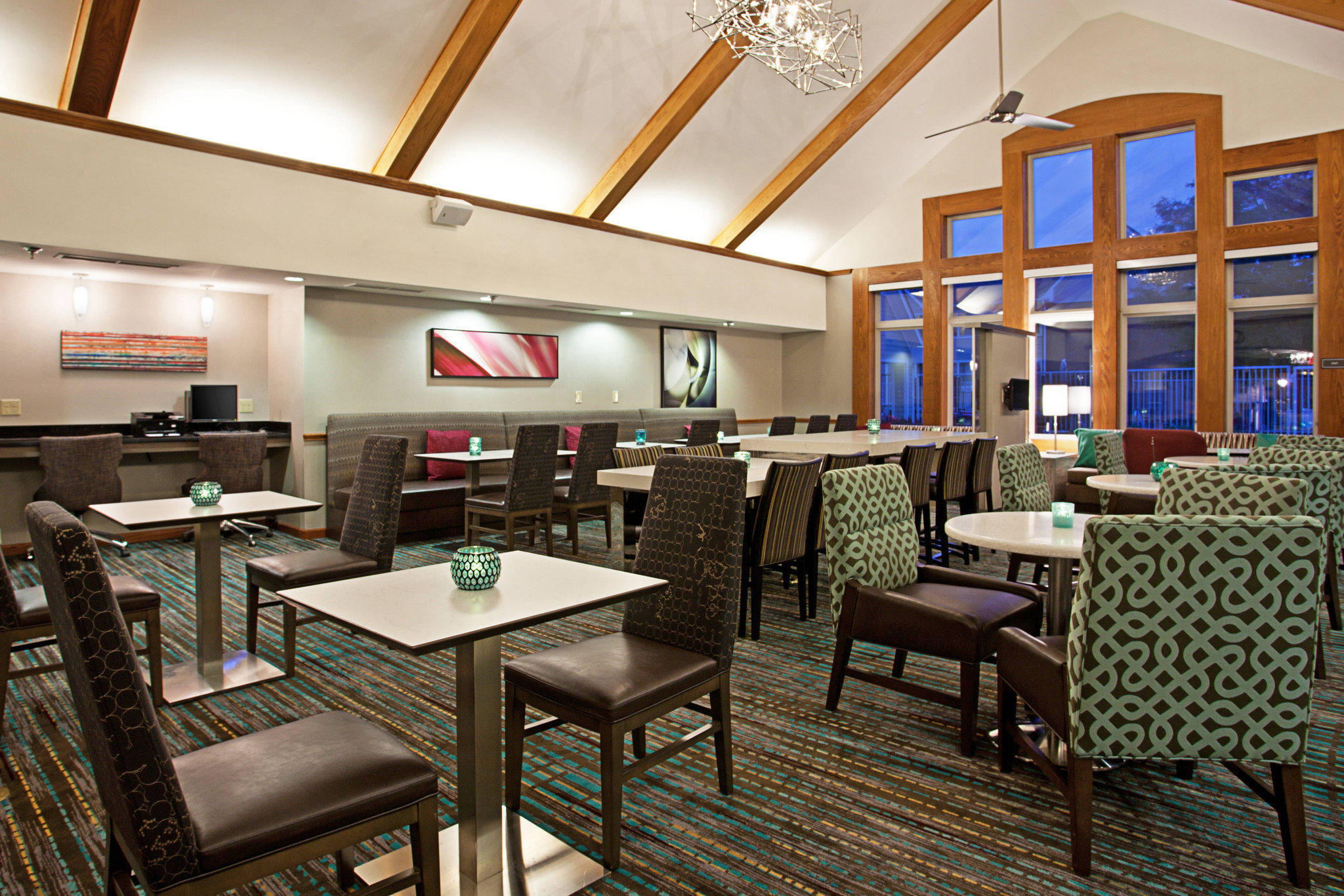 Residence Inn by Marriott Pittsburgh Airport Photo