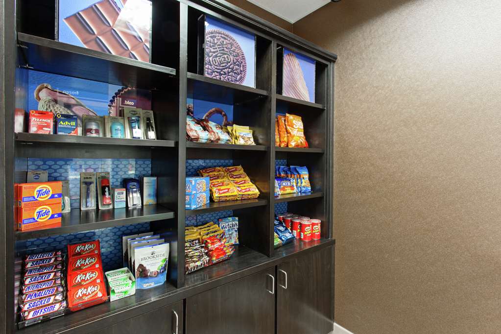 Hampton Inn & Suites Fresno-Northwest Image