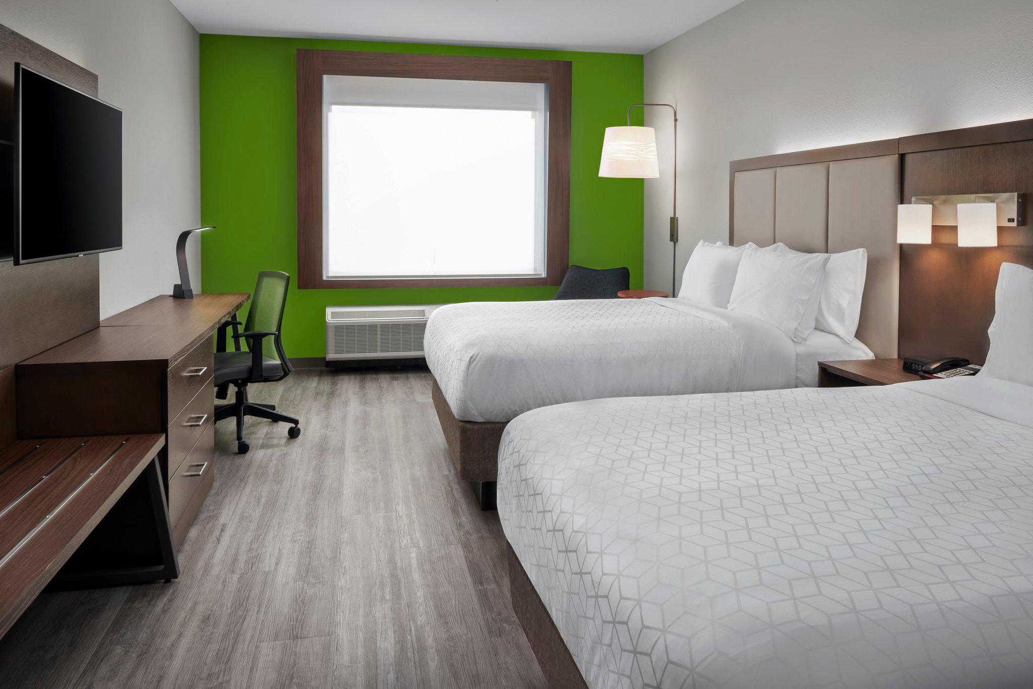 Holiday Inn Express & Suites Odessa I-20 Photo